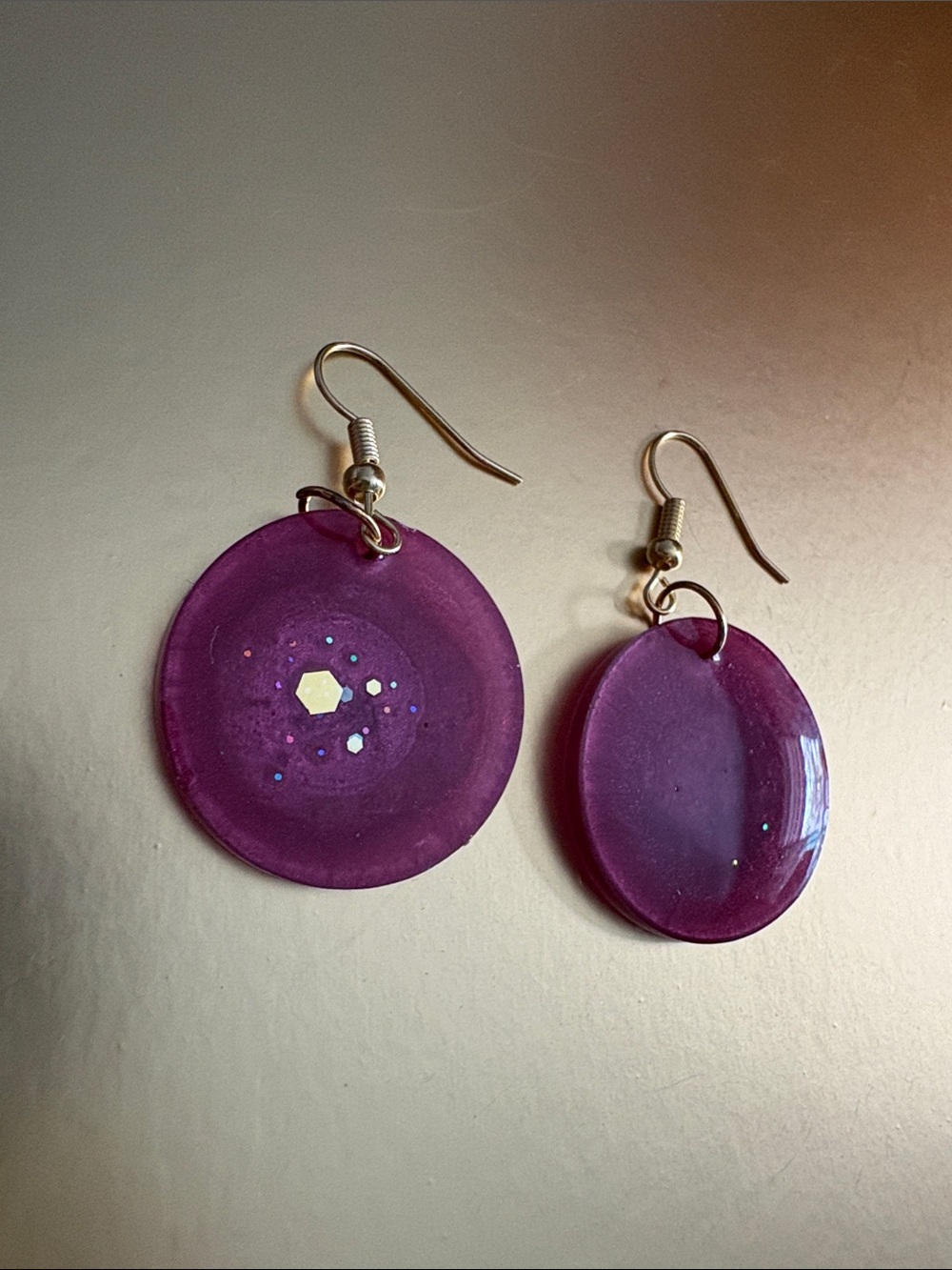 Emmy’s Creations Hand Crafted Purple Glitter Disc Drop Earrings - Picture 3 of 3